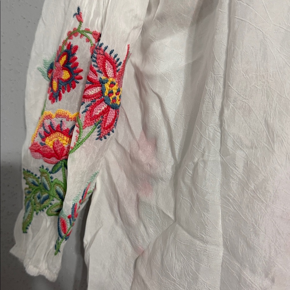 Johnny Was White Embroidered Floral Tunic with Pink and Green Accents - Picture 9 of 13